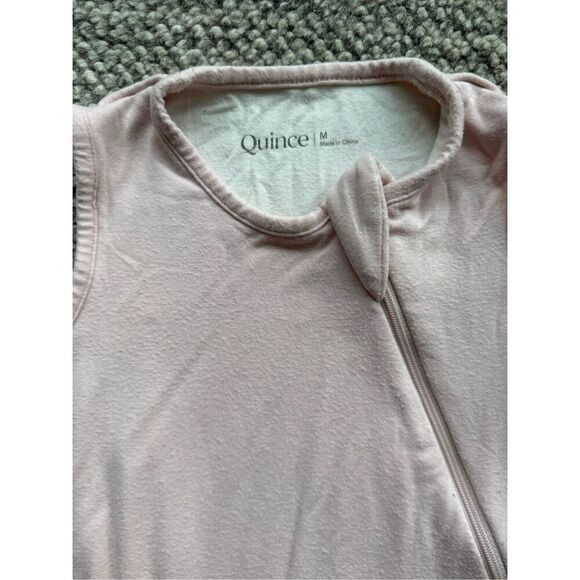 Quince Bamboo Baby Sleep Bag 1.0 TOG - Pale Pink - size Medium - Picture 2 of 4